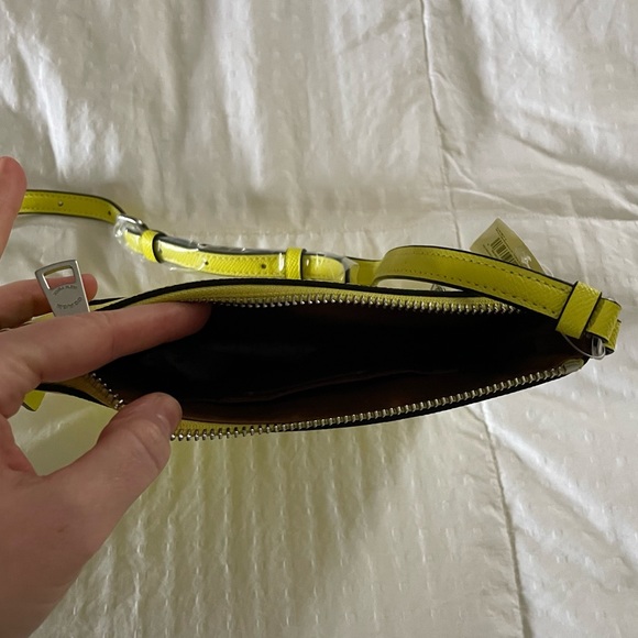 Coach Mini Rowan File Bag - Picture 4 of 7